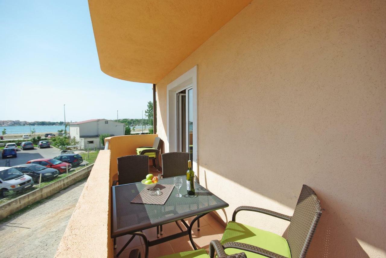 Orange House Apartmán Podstrana