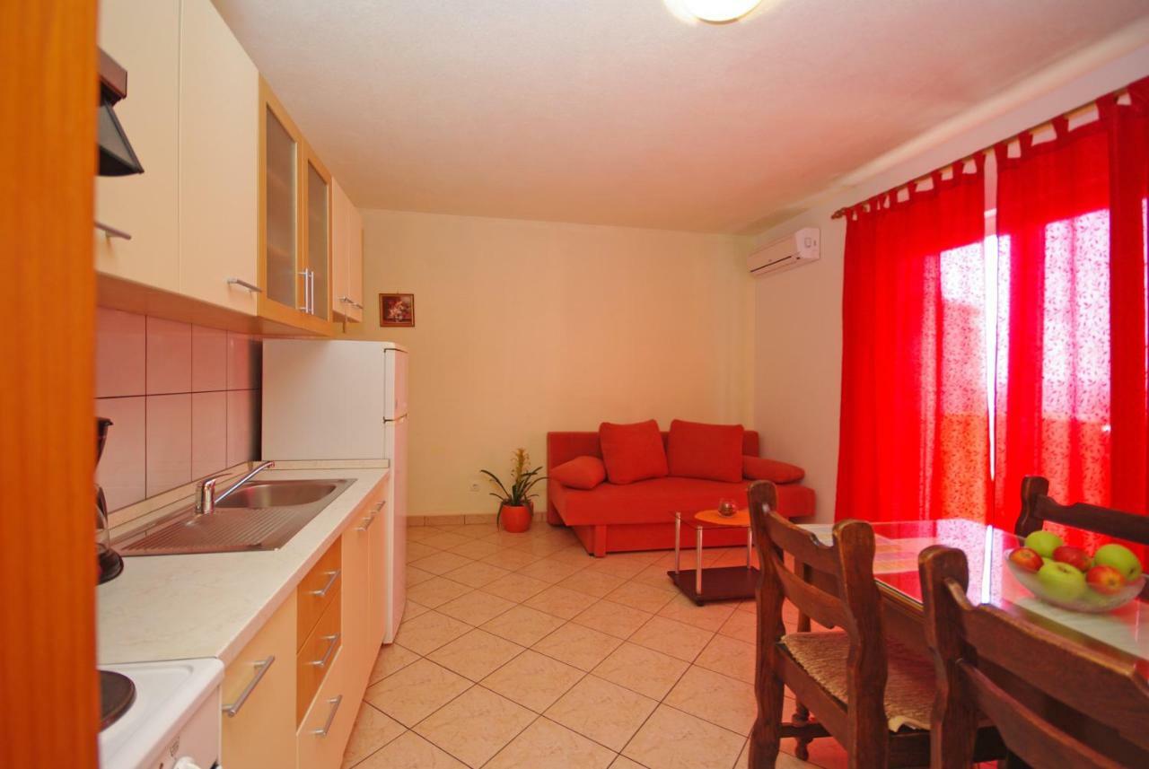 Orange House Apartmán *